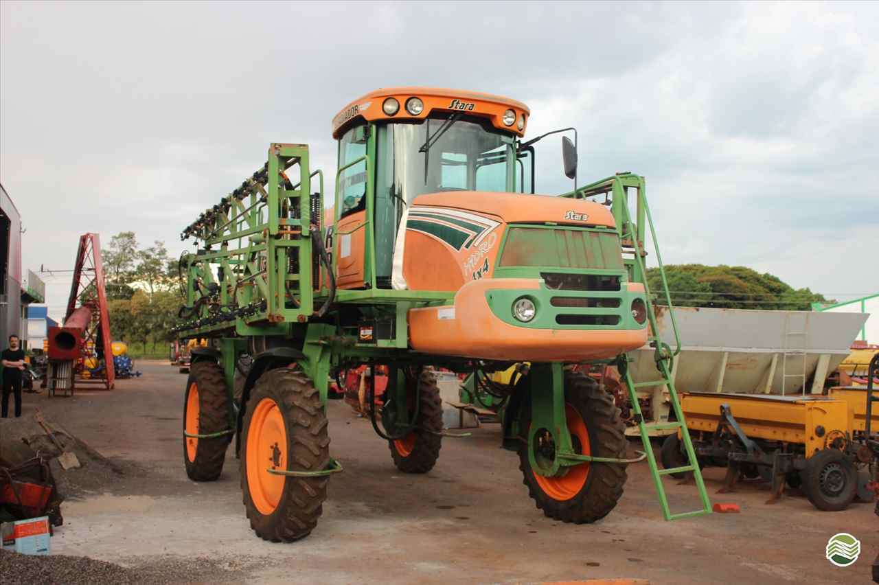 PULVERIZADOR STARA GLADIADOR 3000 Tração 4x4 Simapar Máquinas Agrícolas IJUI RIO GRANDE DO SUL RS